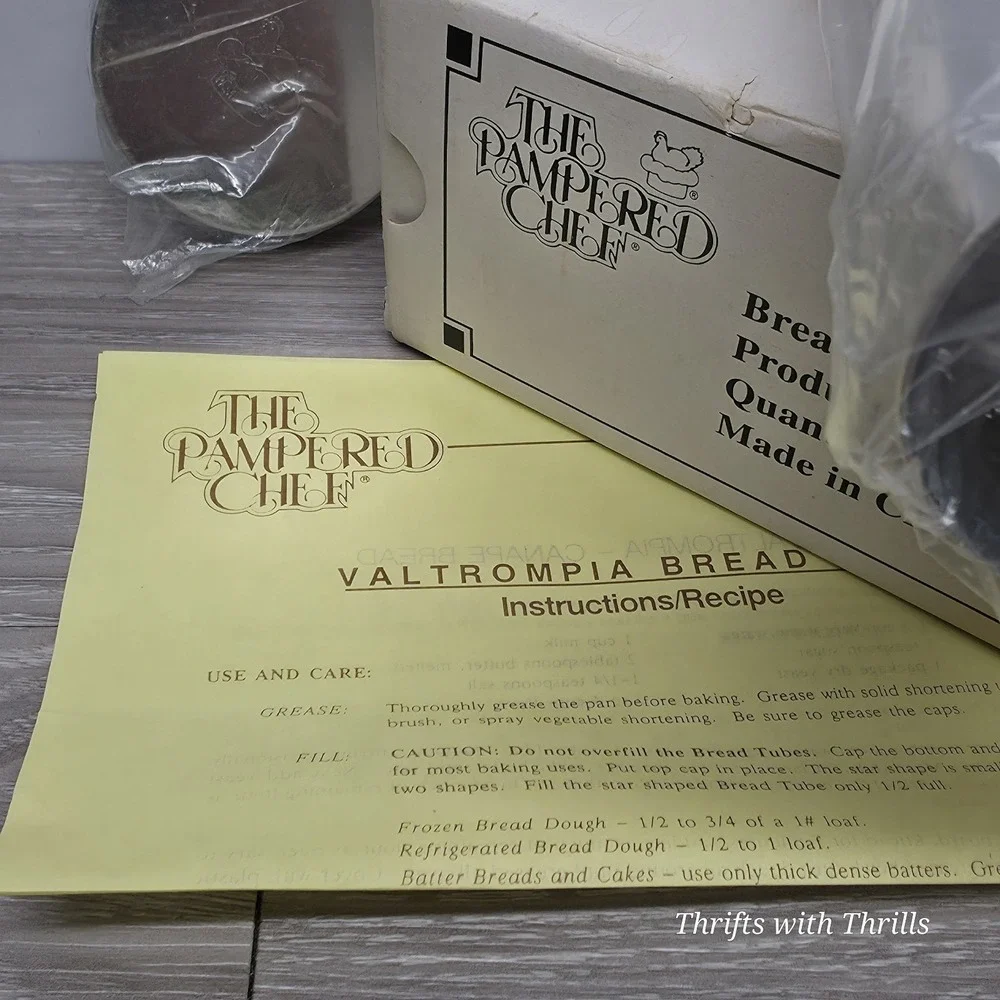 THE PAMPERED CHEF - VALTROMPIA‎ BREAD TUBE - 1560 HEART - In Box With Papers